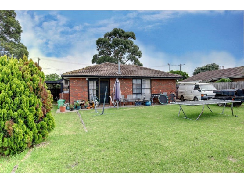 16 Wilson Crescent, Hoppers Crossing VIC 3029