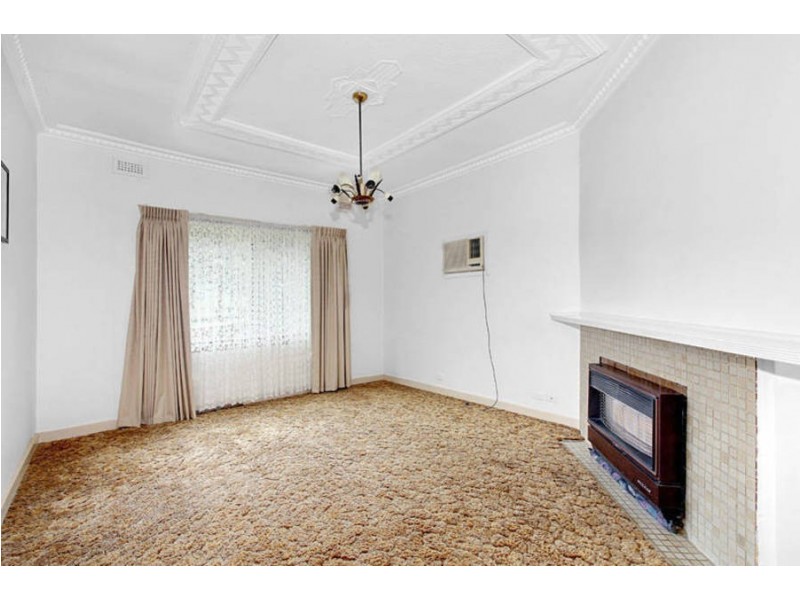 12 Ballan Road, Werribee VIC 3030