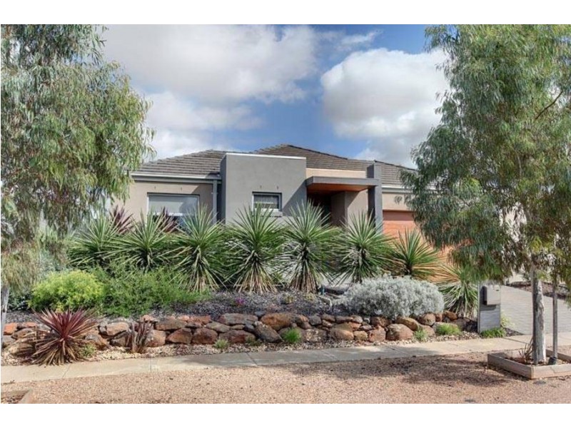 4 Yellow Gum Way, Wyndham Vale VIC 3024