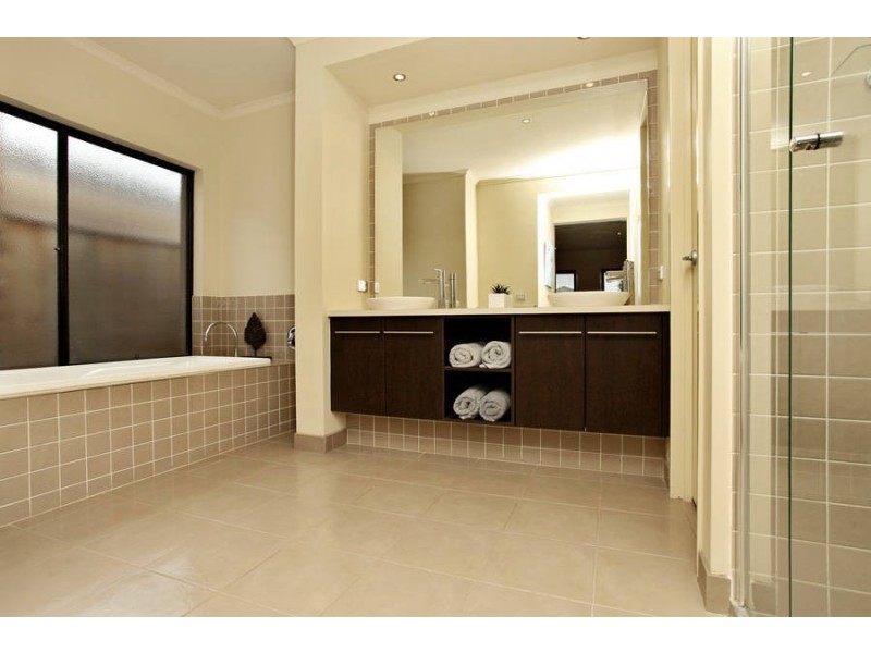 11 Satinwood Court, Werribee VIC 3030