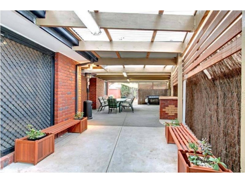 17 Golden Square Crescent, Hoppers Crossing VIC 3029