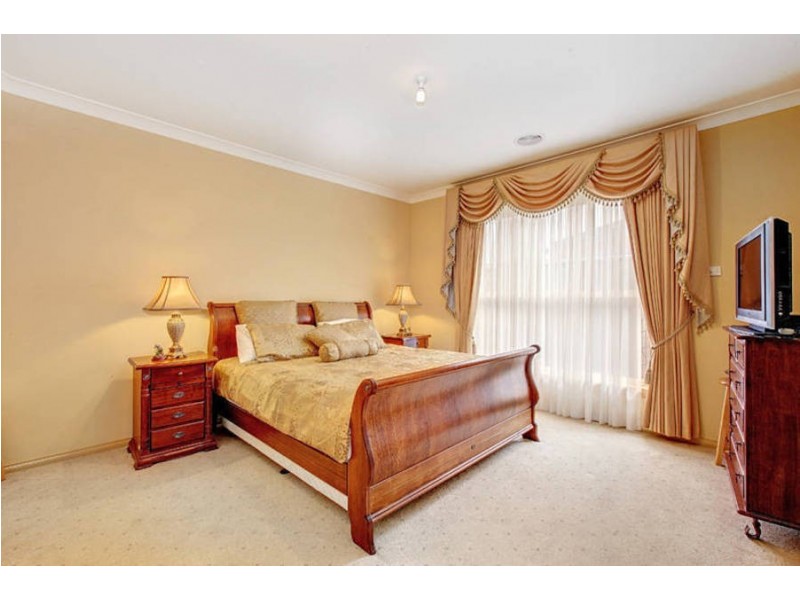 15 Salerno Court, Point Cook VIC 3030