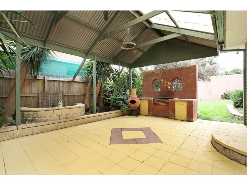 30 Huntingfield Drive, Hoppers Crossing VIC 3029