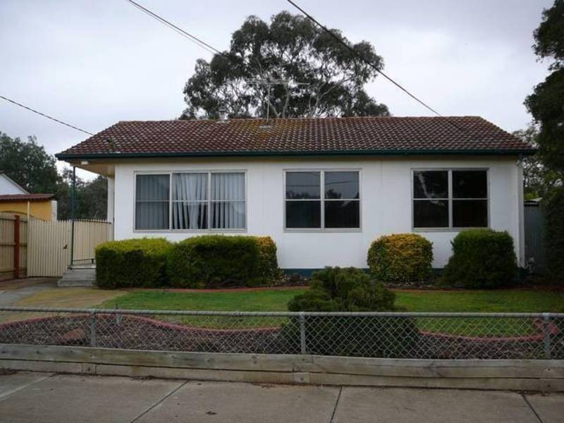 8 Flax Court, Werribee VIC 3030