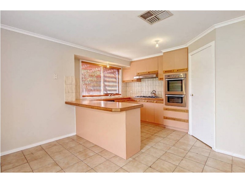 2 Pioneer Court, Werribee VIC 3030