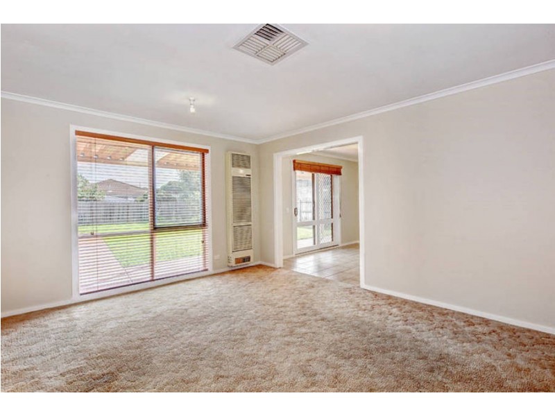 2 Pioneer Court, Werribee VIC 3030