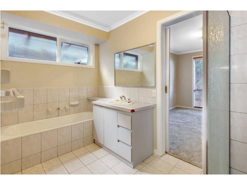 2 Pioneer Court, Werribee VIC 3030