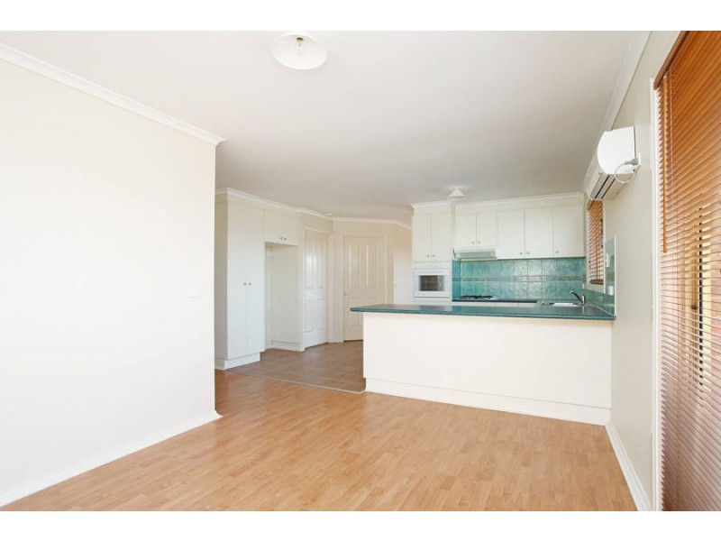 6 Wavish Court, Werribee VIC 3030