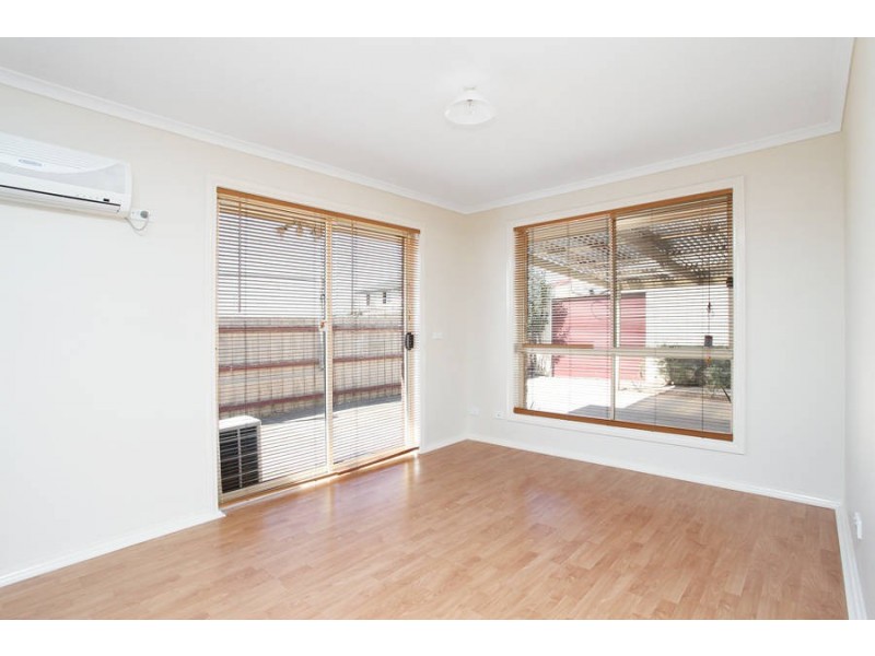 6 Wavish Court, Werribee VIC 3030