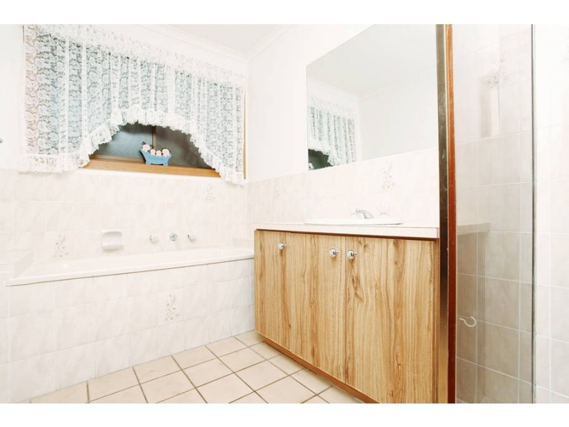 9 Torbreck Close, Hoppers Crossing VIC 3029