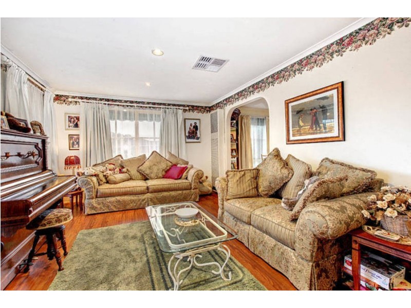 252 Greaves Street North, Werribee VIC 3030