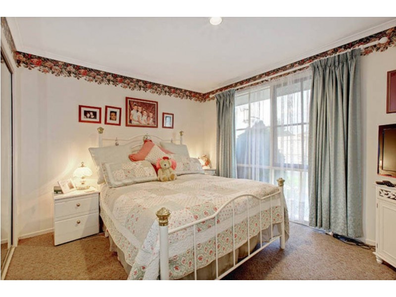 252 Greaves Street North, Werribee VIC 3030