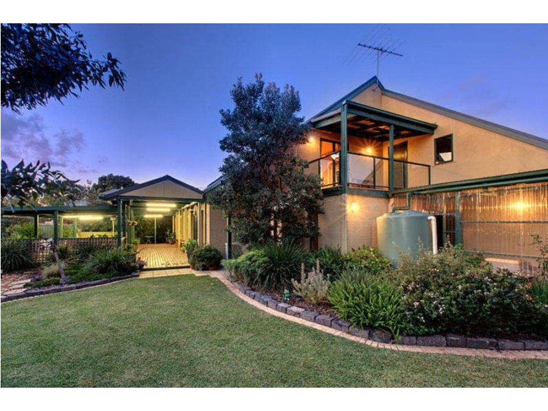 43-45 Sanctuary Close, Werribee VIC 3030