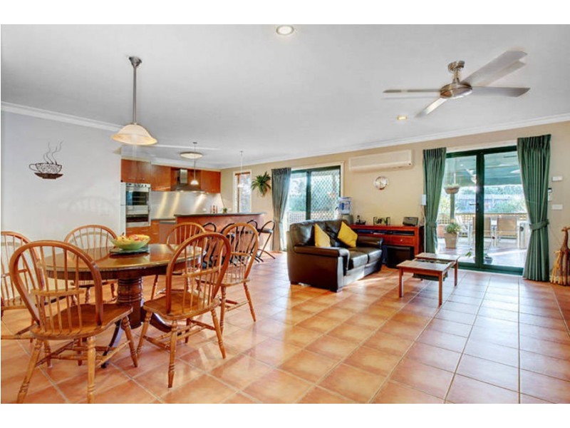 43-45 Sanctuary Close, Werribee VIC 3030