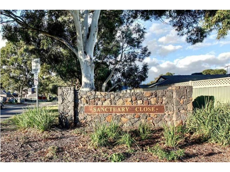 43-45 Sanctuary Close, Werribee VIC 3030