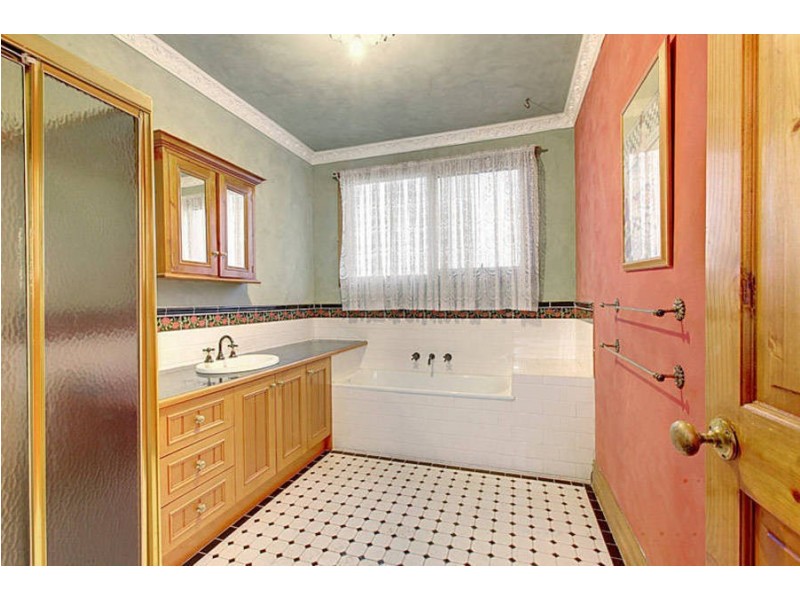 223 Hogans Road, Hoppers Crossing VIC 3029