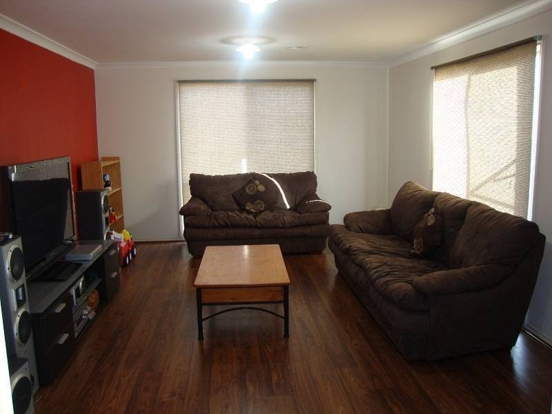 21 Laurence Way, Tarneit VIC 3029