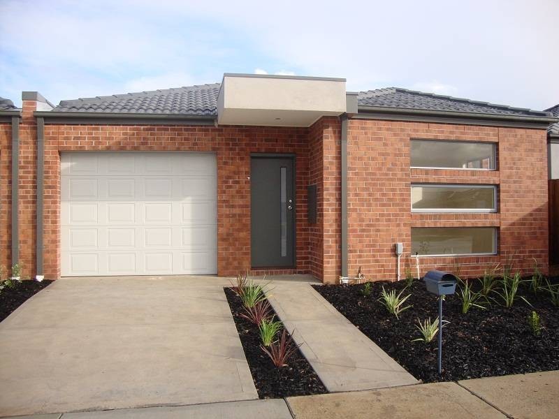 2/1 Memphis Drive, Truganina VIC 3029