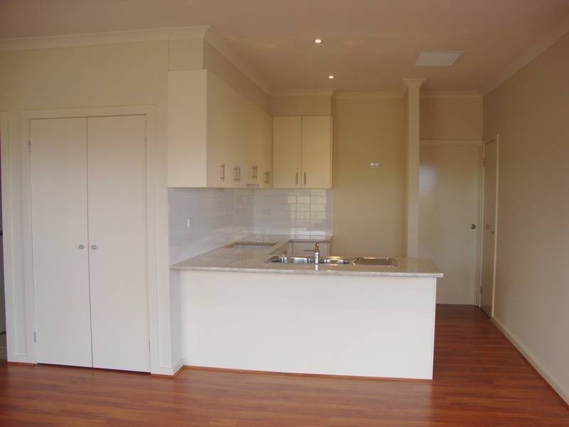 16 Westmeadows Lane, Truganina VIC 3029