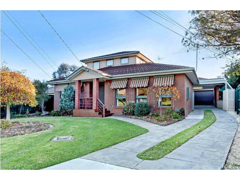 27 Strathmore Crescent, Hoppers Crossing VIC 3029