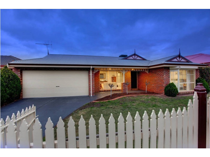 136 Kingston Boulevard, Hoppers Crossing VIC 3029