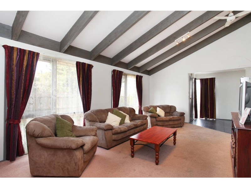 13 Argyle Crescent, Werribee VIC 3030