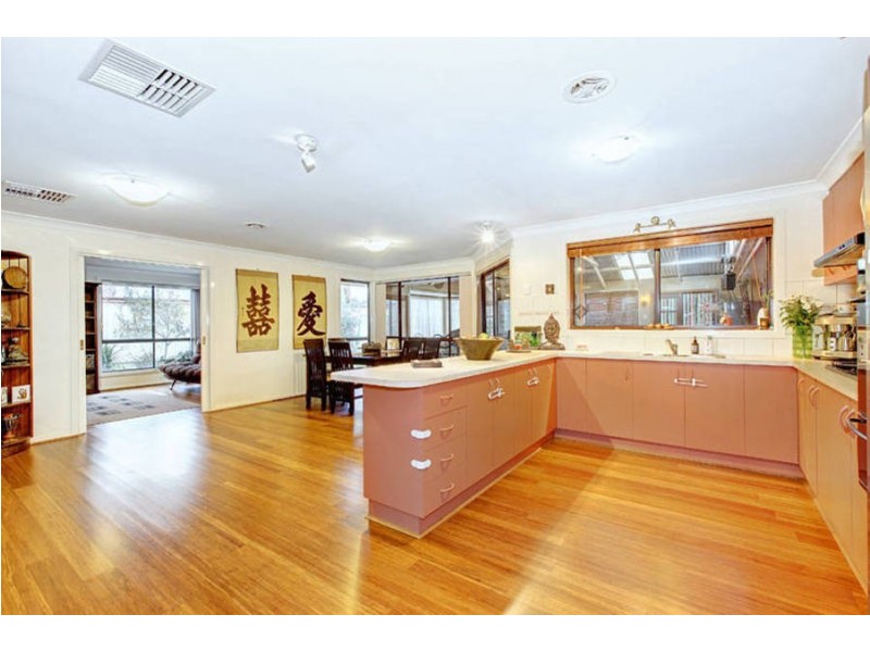 6 Alexandria Way, Werribee VIC 3030