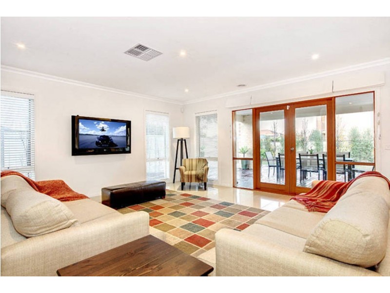 54 Waterfront Boulevard, Werribee VIC 3030