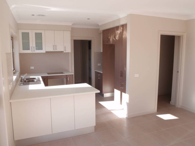 2/58 Vanderbilt Avenue, Truganina VIC 3029