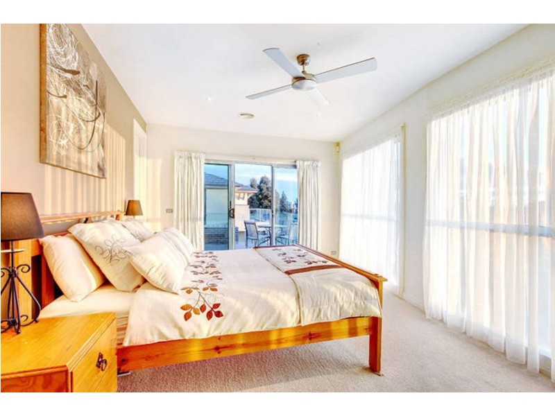 76 Riversdale Drive, Tarneit VIC 3029