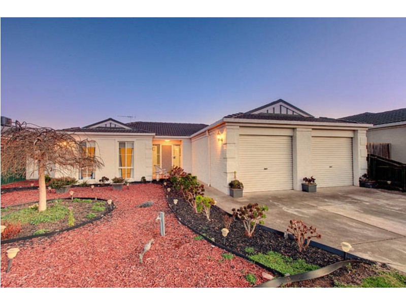 4 Normandy Close, Hoppers Crossing VIC 3029
