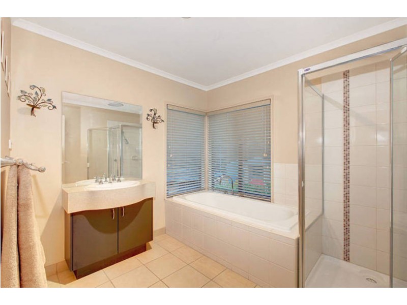 1 Mundi Crescent, Wyndham Vale VIC 3024