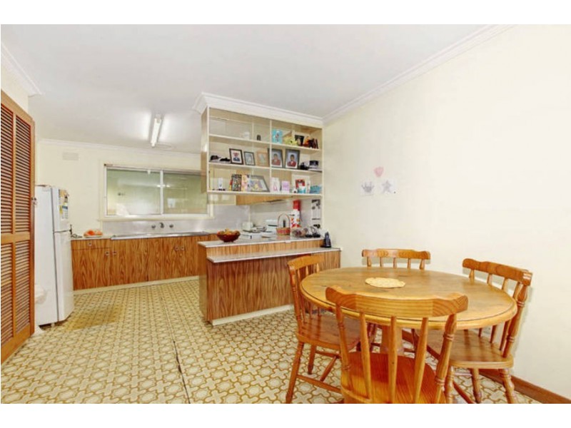 5 Charles Street, Werribee VIC 3030
