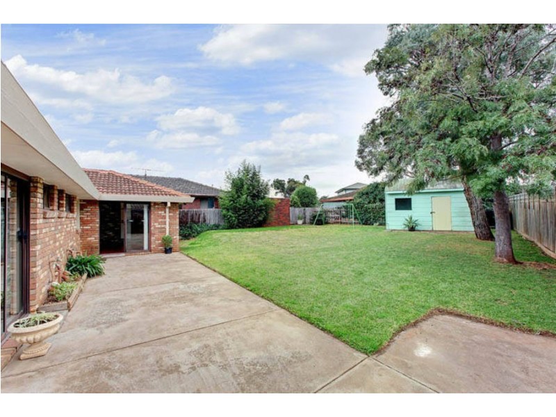 15 Ridge Drive, Wyndham Vale VIC 3024