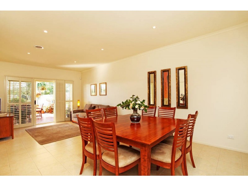 9 Almond Close, Werribee VIC 3030