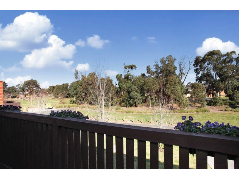 9 Almond Close, Werribee VIC 3030
