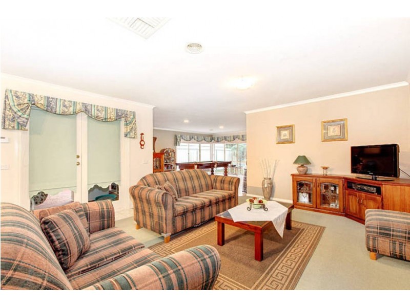 19 Selbourne Avenue, Werribee VIC 3030