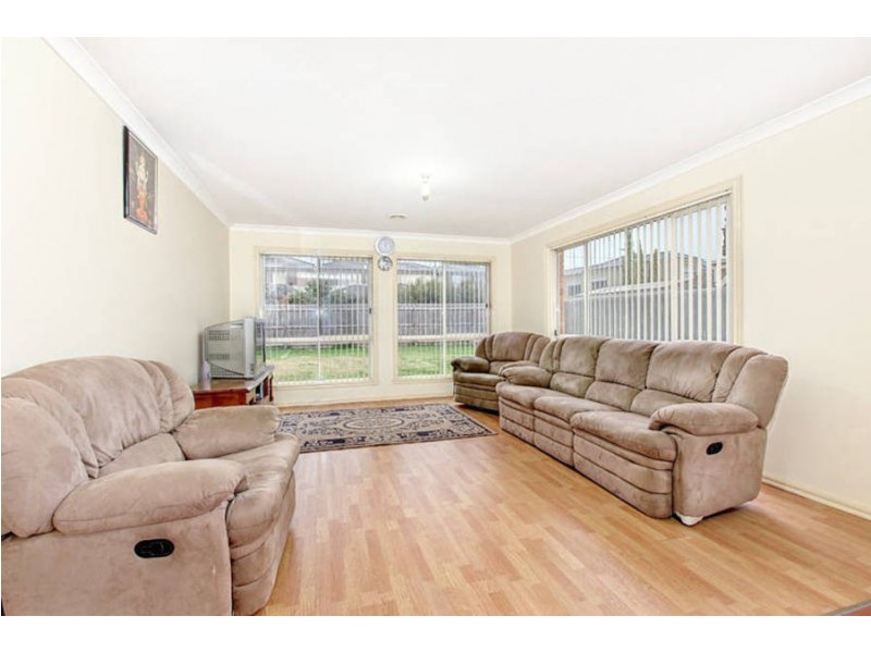 63 Conquest Drive, Werribee VIC 3030