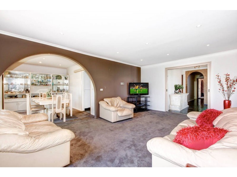 41 Shoalhaven Street, Werribee VIC 3030