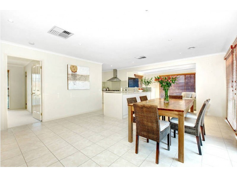 1 Sandalwood Circuit, Tarneit VIC 3029