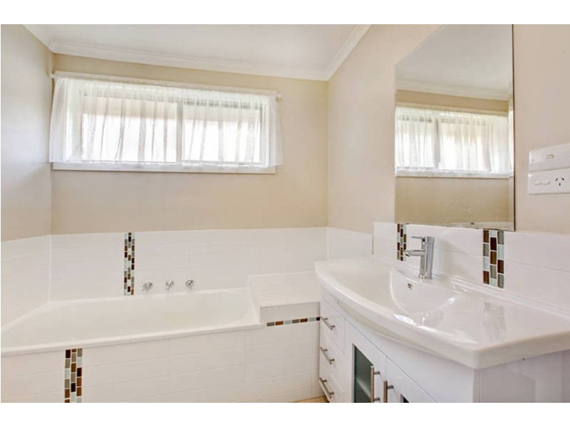 1/4 Yandina Road, Hoppers Crossing VIC 3029