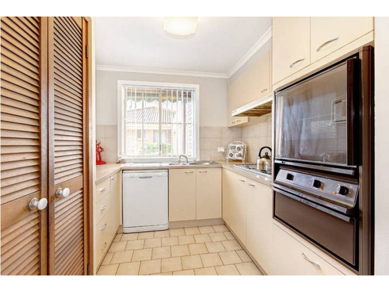 2/13 Nettlefold Avenue, Hoppers Crossing VIC 3029