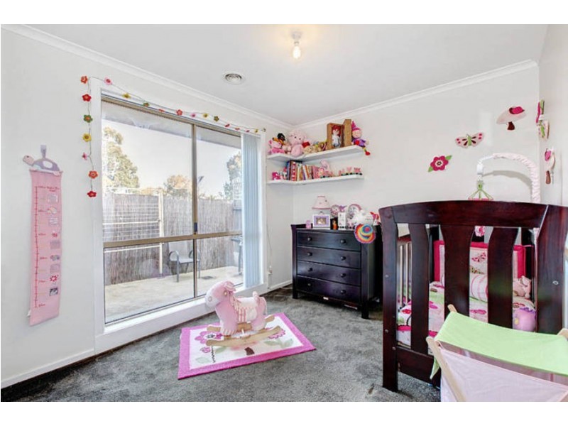 2/13 Nettlefold Avenue, Hoppers Crossing VIC 3029