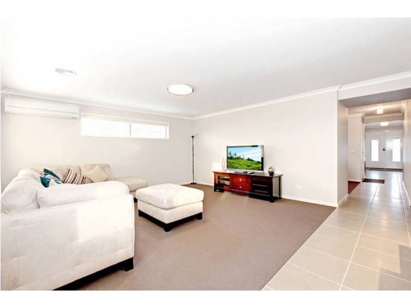 32 Kinglake Drive, Wyndham Vale VIC 3024