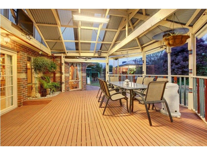 23 Kasem Drive, Werribee VIC 3030