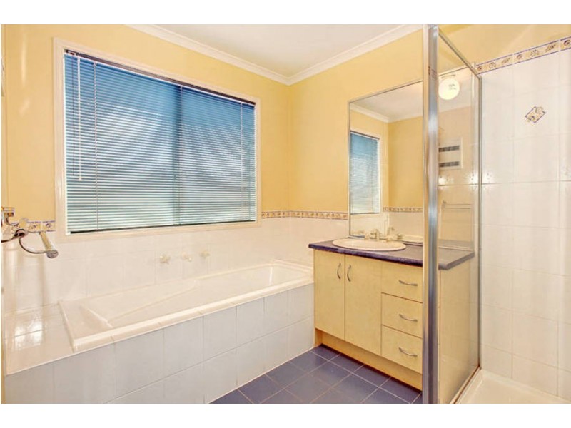 52 Tarneit Road, Werribee VIC 3030