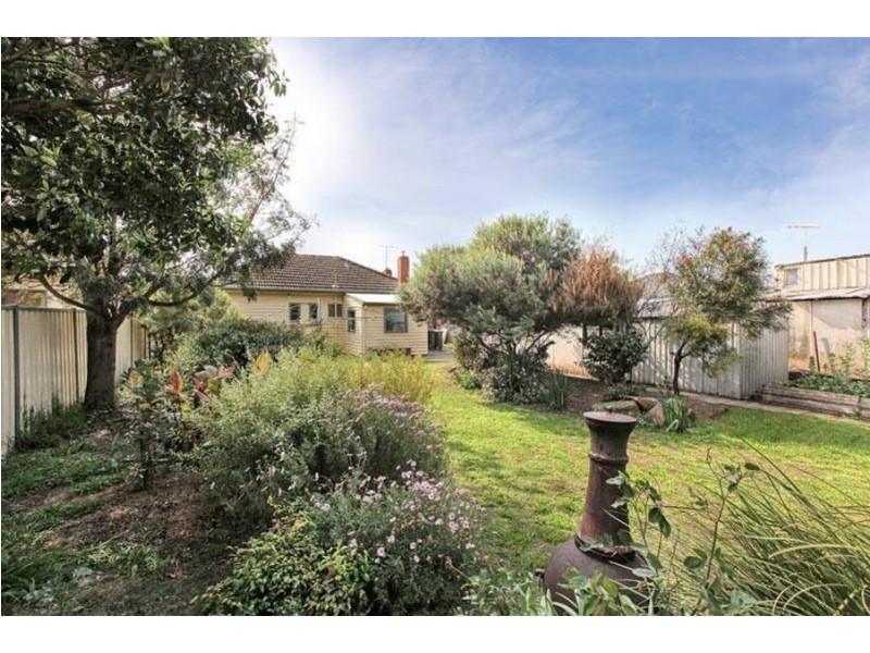 16 Galvin Road, Werribee VIC 3030