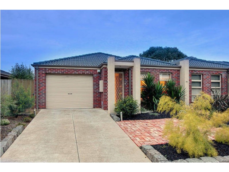 1/75 Loyola Road, Werribee VIC 3030