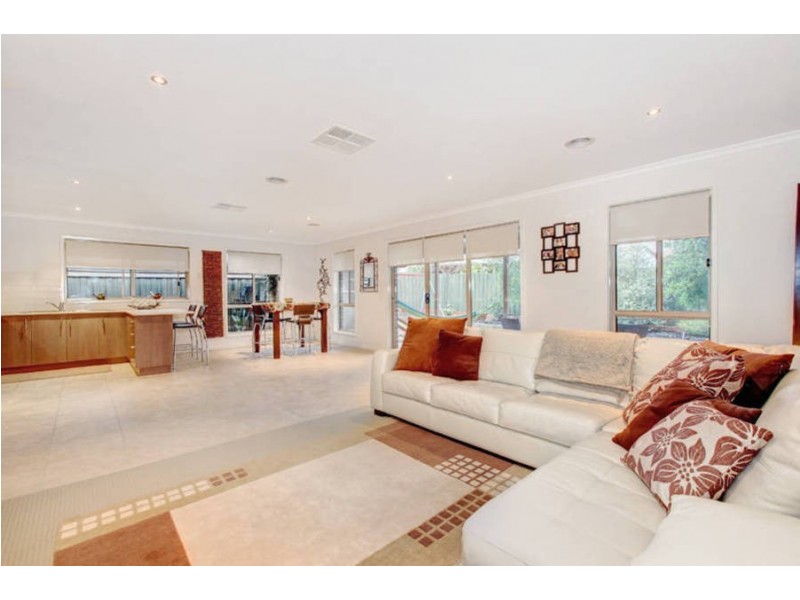 1/75 Loyola Road, Werribee VIC 3030