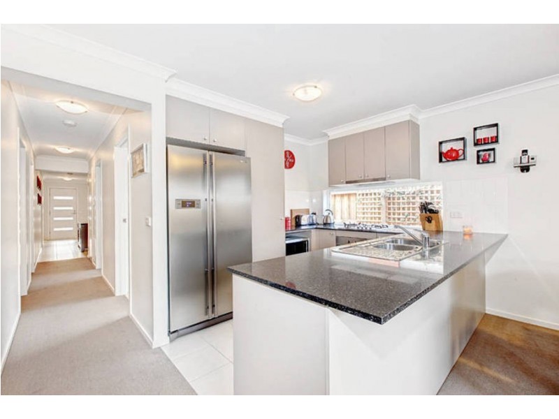 40 Laurence Way, Tarneit VIC 3029